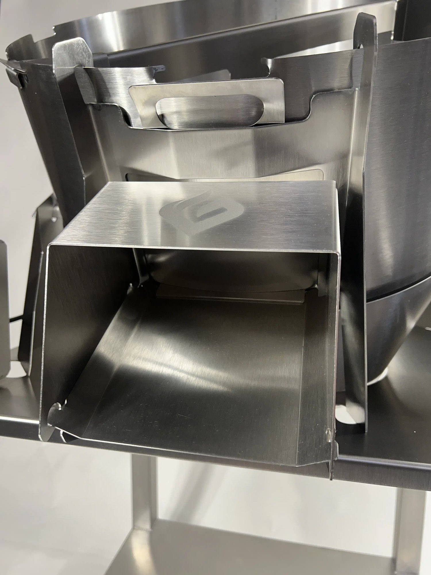 M1 Clean Dry Bud Trimmer – GreenBroz, Inc.